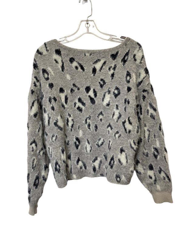 Sweater By Solutions In Animal Print, Size: S Fashion