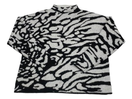 Sweater By Rd Style In Black & White, Size: M Online